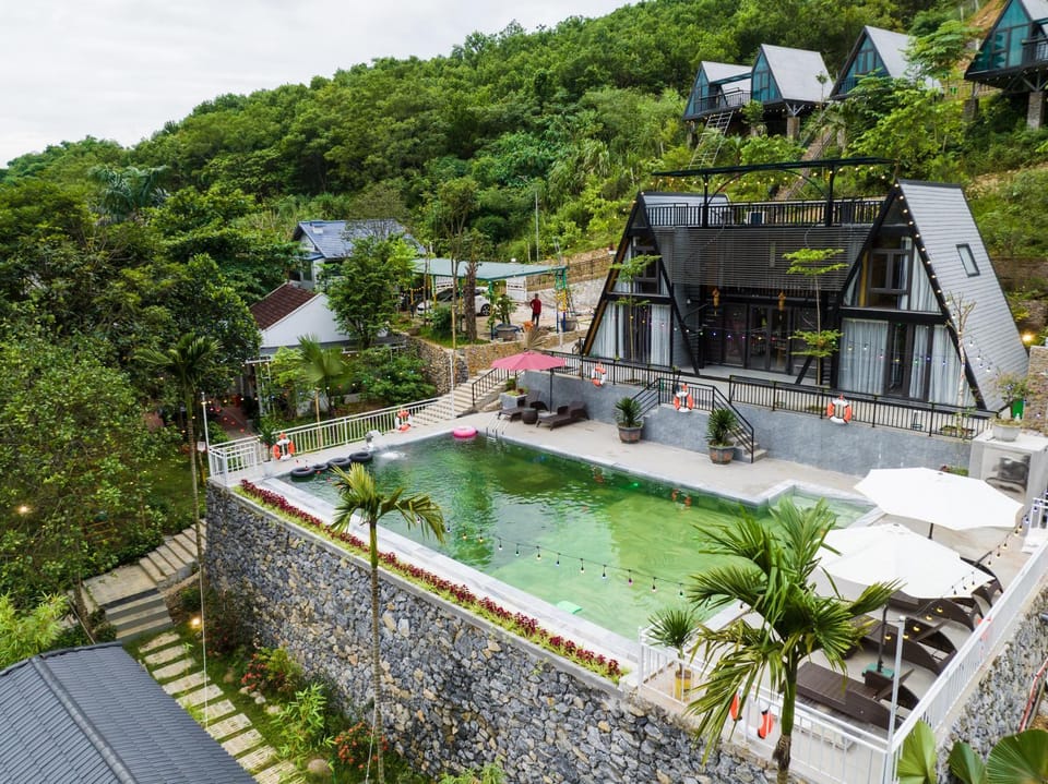 Property building, Day, Natural landscape, Garden view, Pool view, Swimming pool, Swimming pool