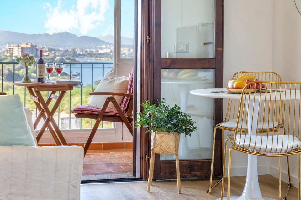 Olbia Seaview Loft Apartment in Olbia