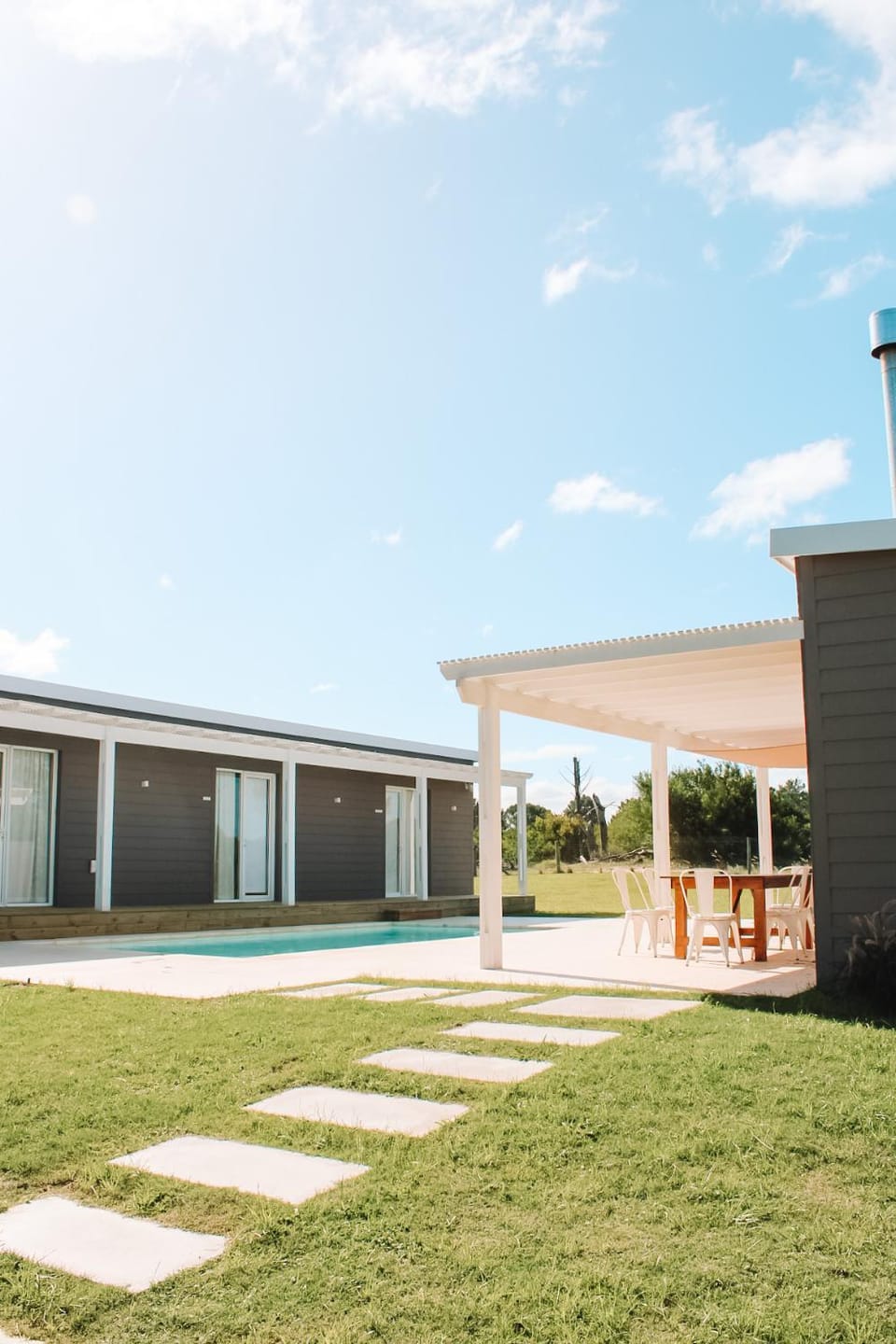 Property building, Swimming pool