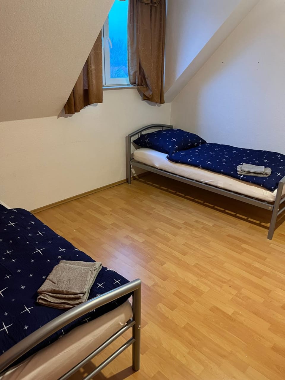 1 Zimmer (Monteurzimmer) Bruchsal/Forst 2 Personen Bed and Breakfast in Baden-Württemberg