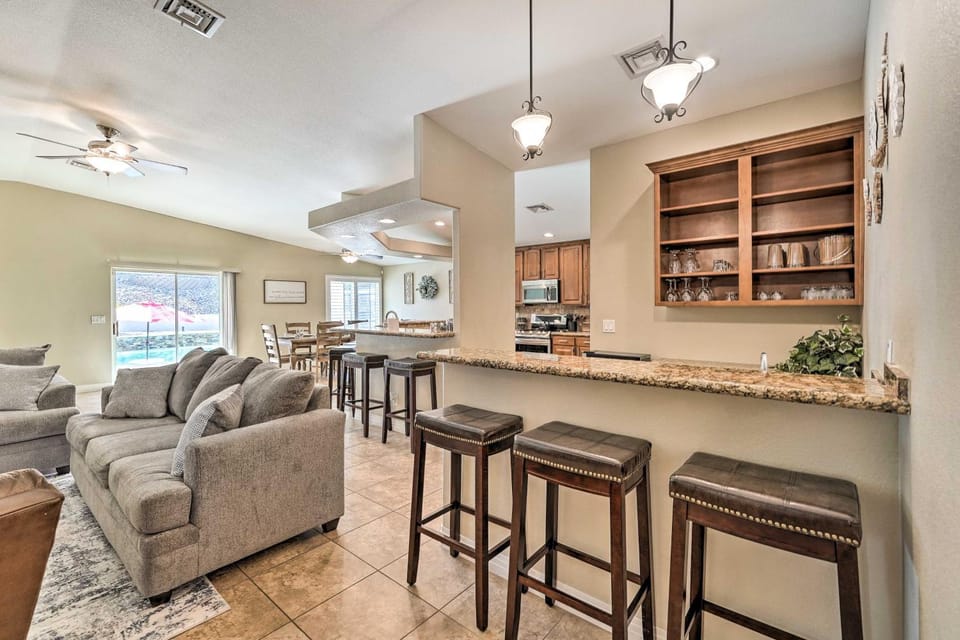 3 Mi to Lake: Lake Havasu Home w/ Pool! House in Lake Havasu City