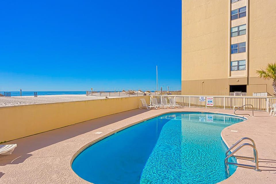 Clearwater 2B Apartment in Gulf Shores