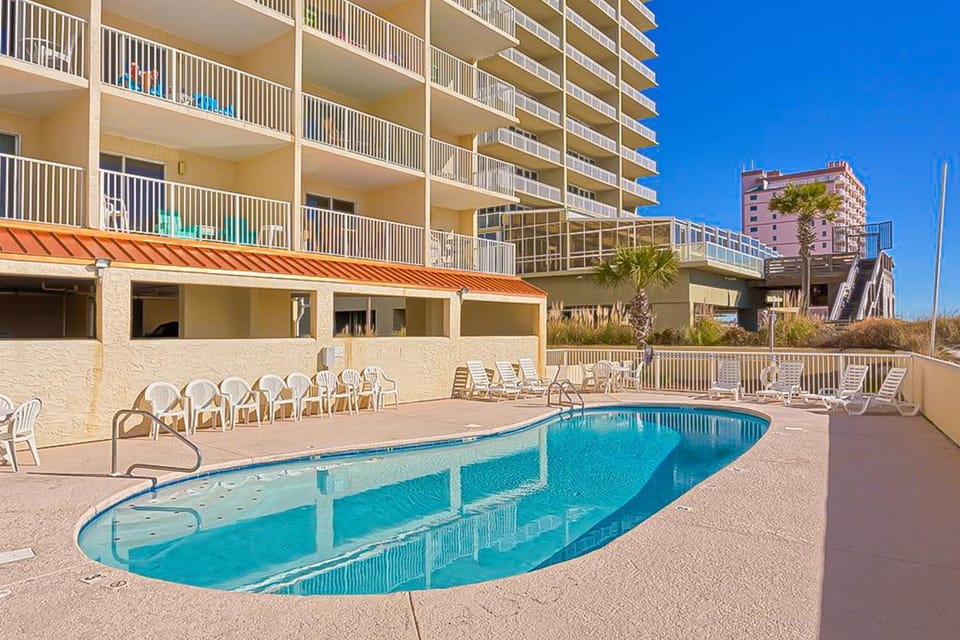 Clearwater 2B Apartment in Gulf Shores