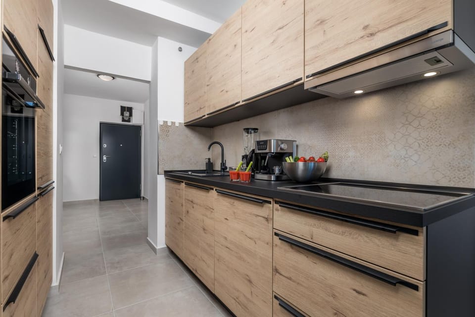 Kitchen or kitchenette, pet friendly, stove