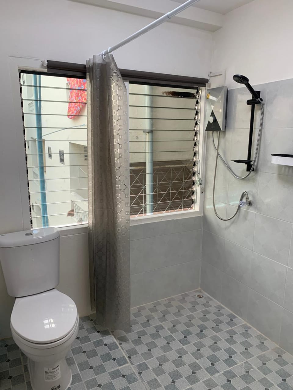 Barzilla Bar And Guesthouse Apartment hotel in Pattaya City