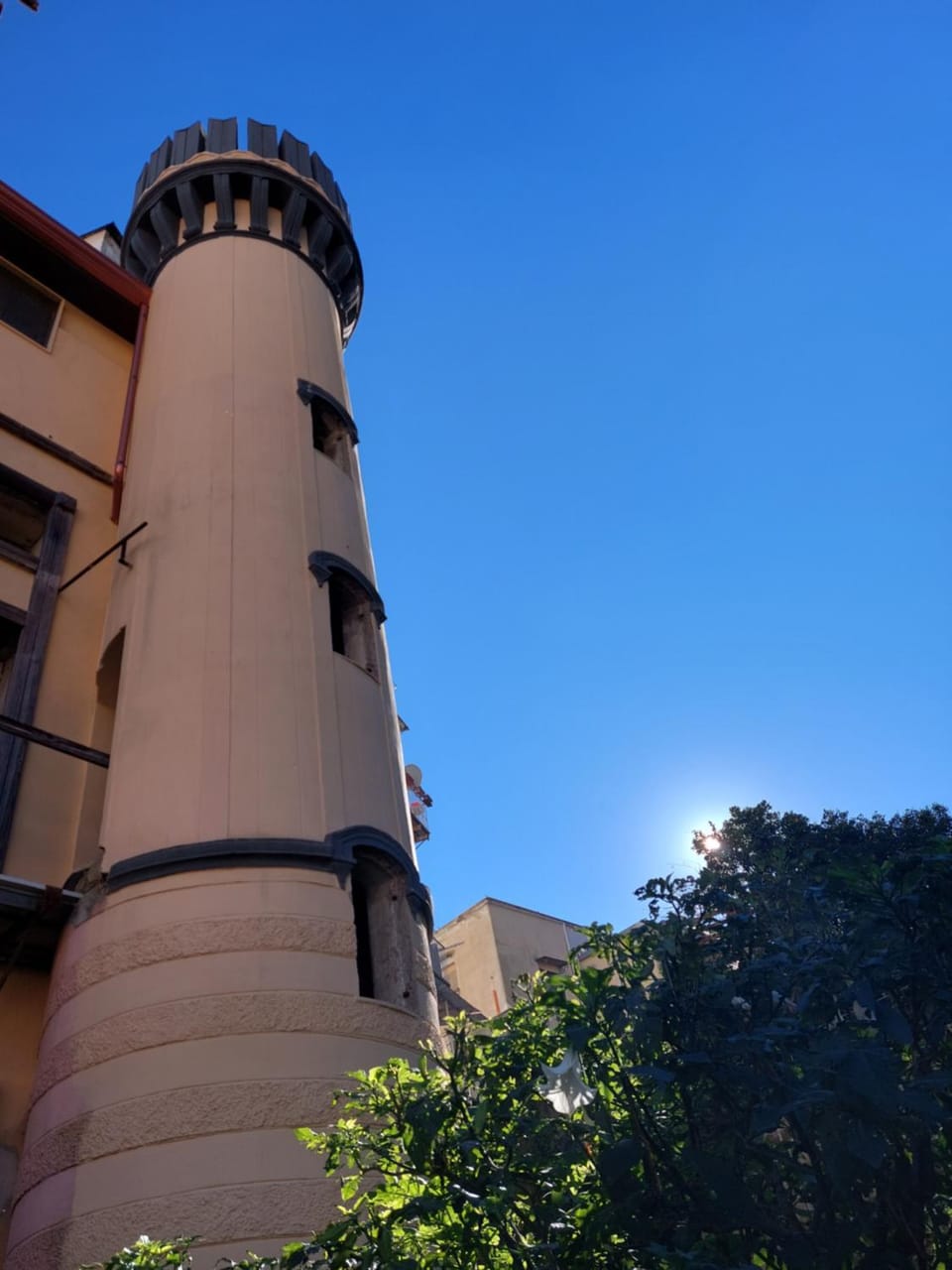 Property building, Day, Landmark view