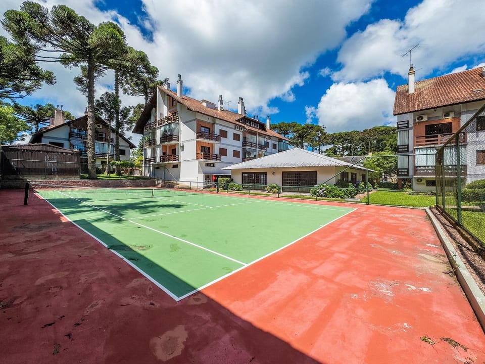 Apartamento 3 DORM apenas 1 QUADRA LAGO NEGRO Apartment in Gramado