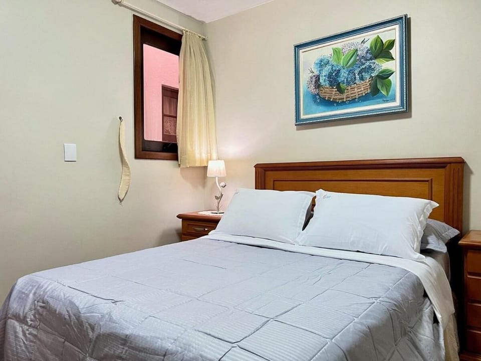 Apartamento 3 DORM apenas 1 QUADRA LAGO NEGRO Apartment in Gramado