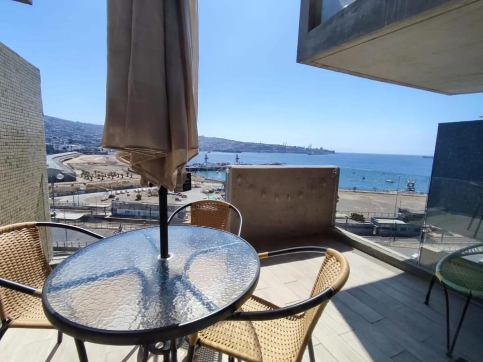 HOM I Cerro Barón I Parking I Vista al Mar I Wifi Apartment in Valparaiso