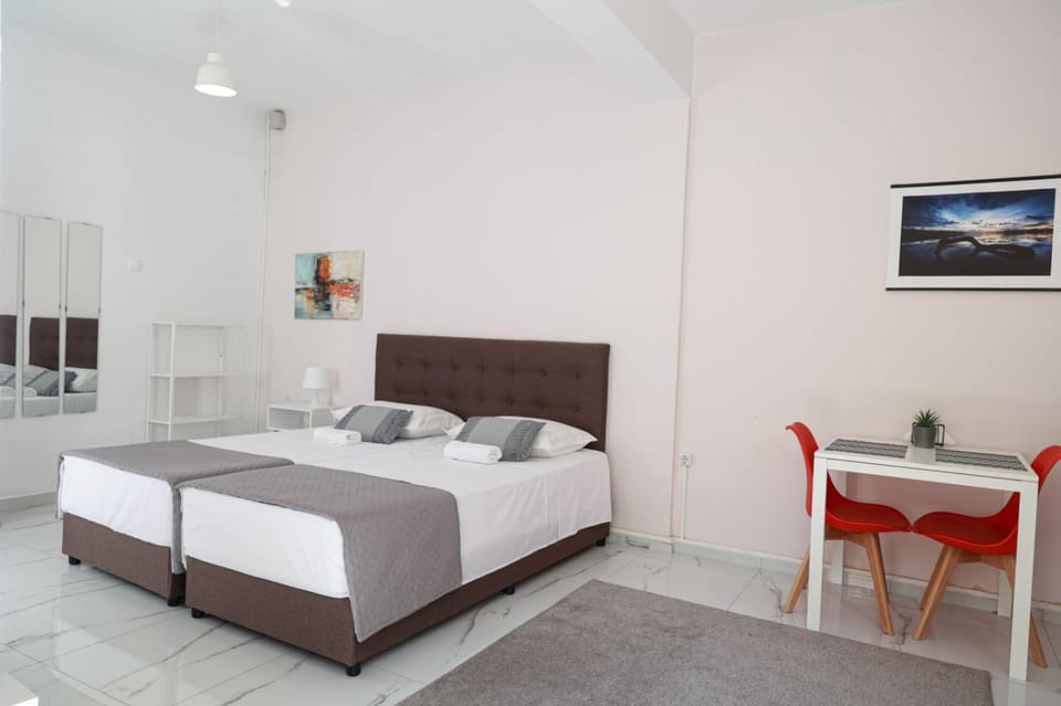 Dining area, Bedroom