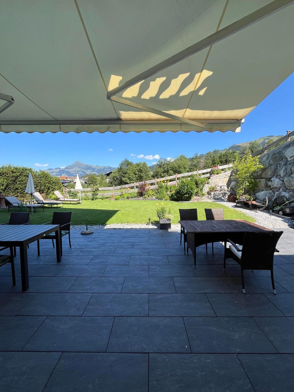 View (from property/room), Balcony/Terrace