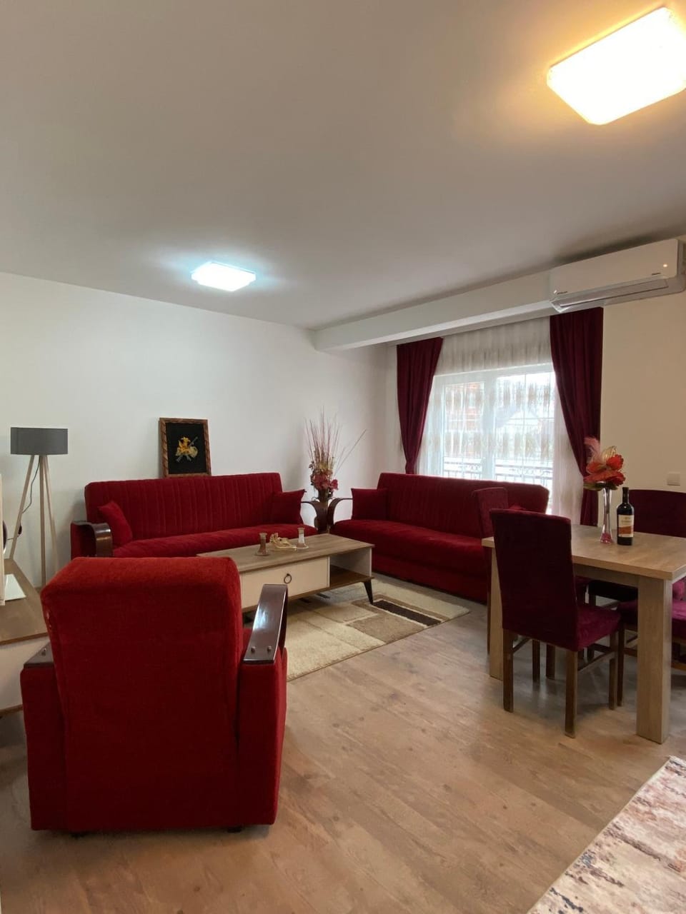 TV and multimedia, Living room, Seating area