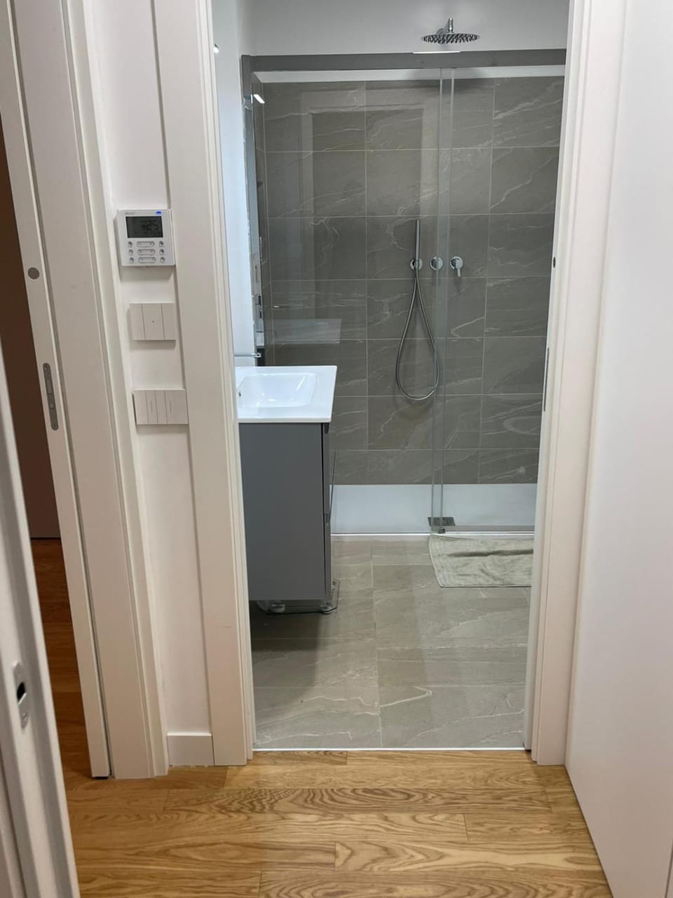 Shower, Bathroom