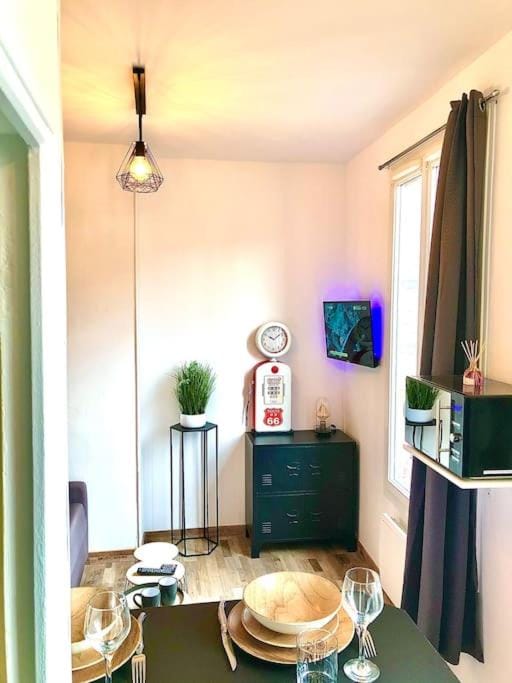 Le Road 66, proche centre ville, parking gratuit. Apartment in Île-de-France