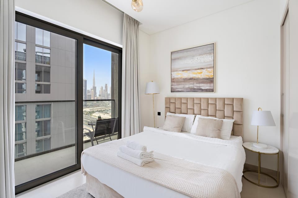Bed, View (from property/room), Balcony/Terrace, Living room, Photo of the whole room, Seating area, Bedroom, towels