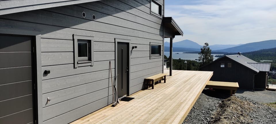 Property building, Mountain view