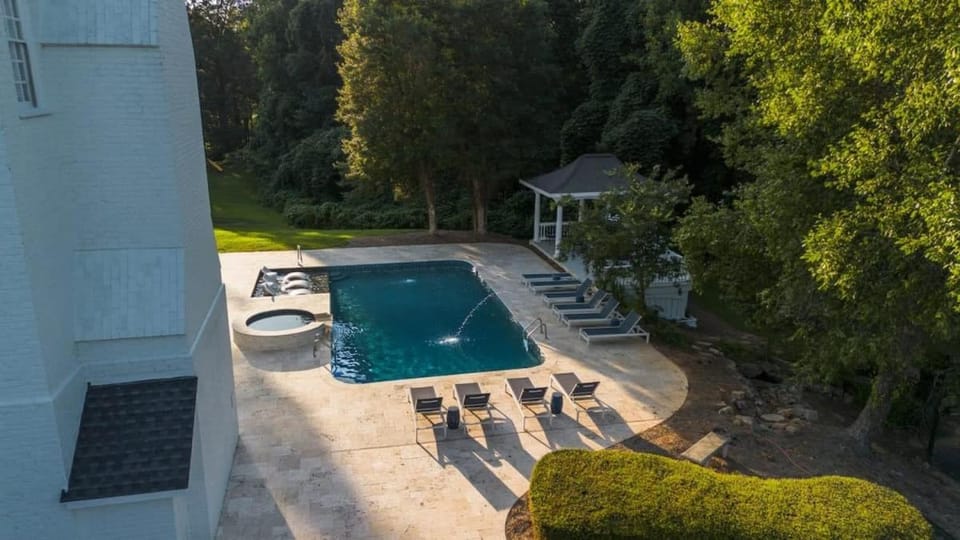 Private Resort - Lake Lanier Paradise House in Lake Lanier