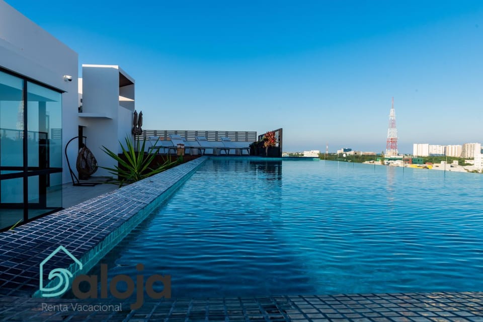 Balcony/Terrace, Pool view, Swimming pool, Swimming pool