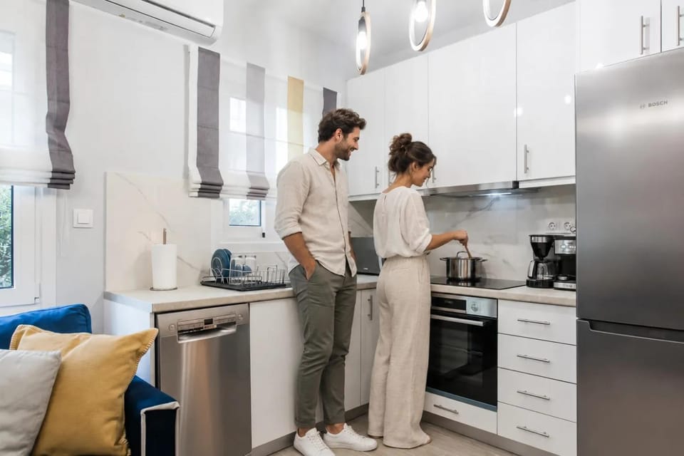Coffee/tea facilities, Kitchen or kitchenette, Guests, dishwasher, oven, stove