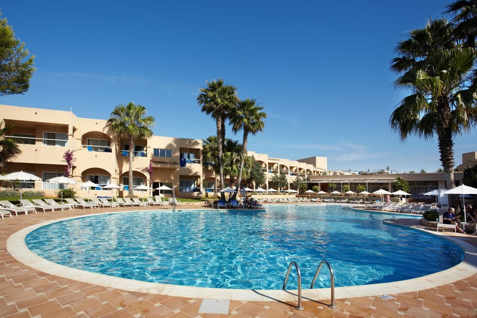 Day, Swimming pool, Swimming pool