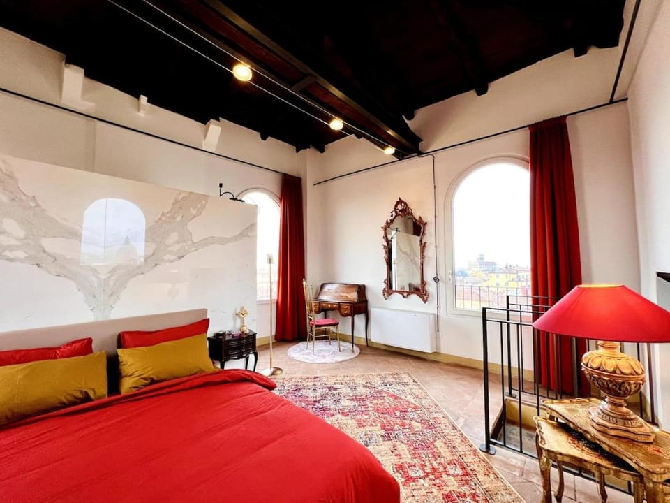 Tower of Lovers - Ancient Tower Apartment in Bologna