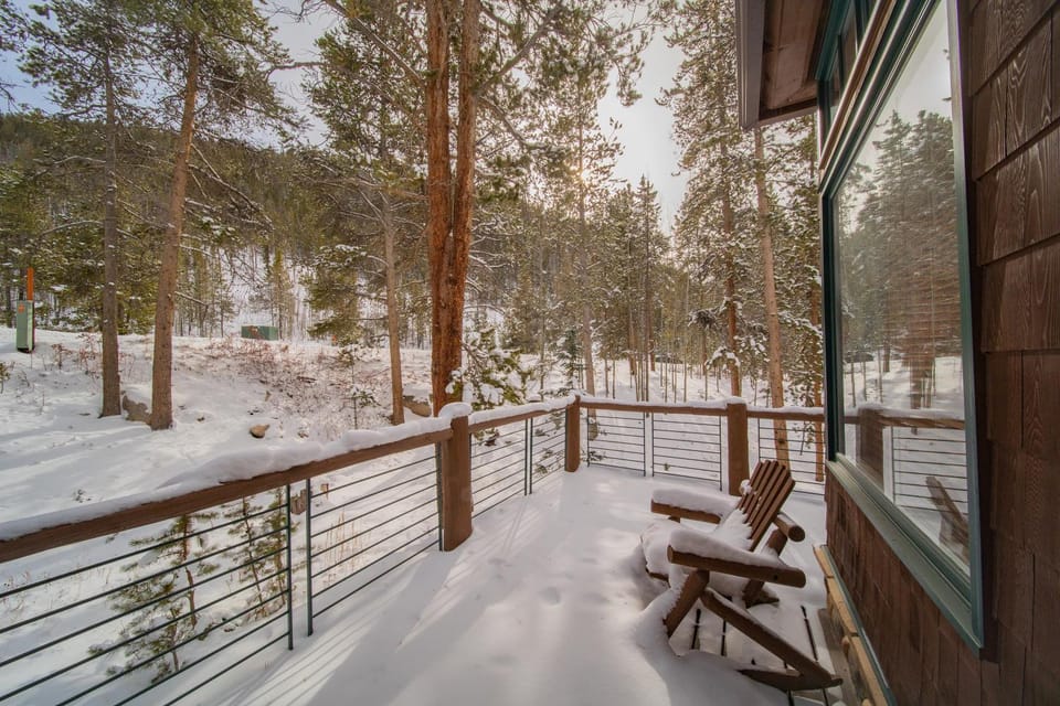Starfire 1974 by SummitCove Lodging in Colorado House in Keystone