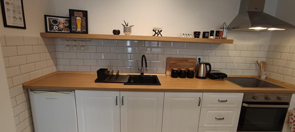 Kitchen or kitchenette, toaster