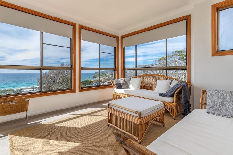 View (from property/room), Seating area, Sea view