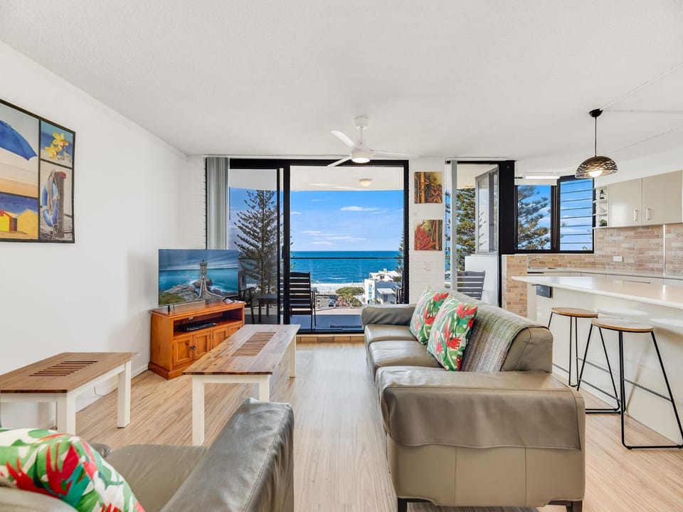 Ryson Unit 7 Kings Beach QLD House in Kings Beach
