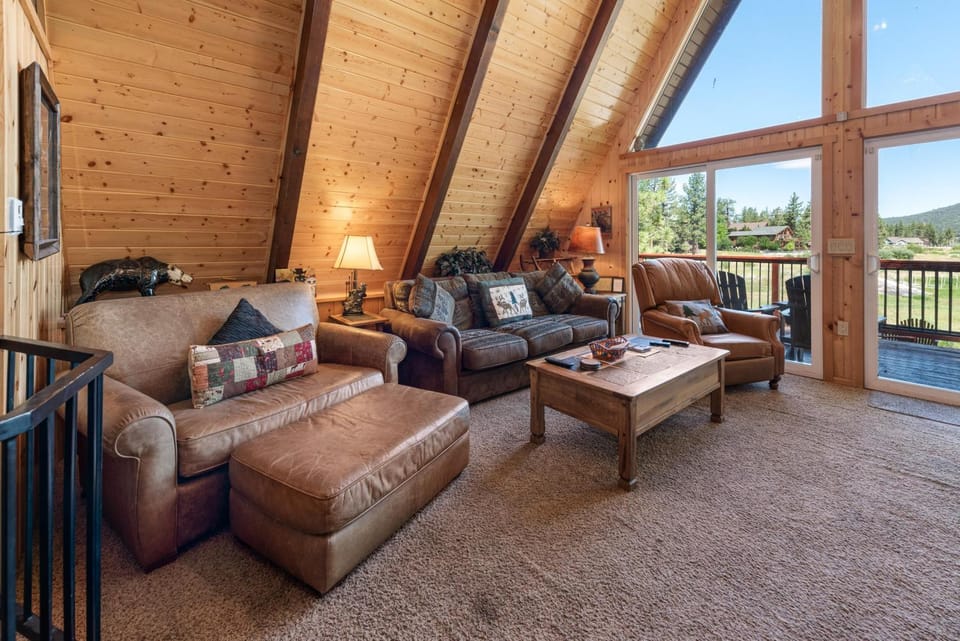 Lakefront Bear Cove - On the Lake House in Big Bear