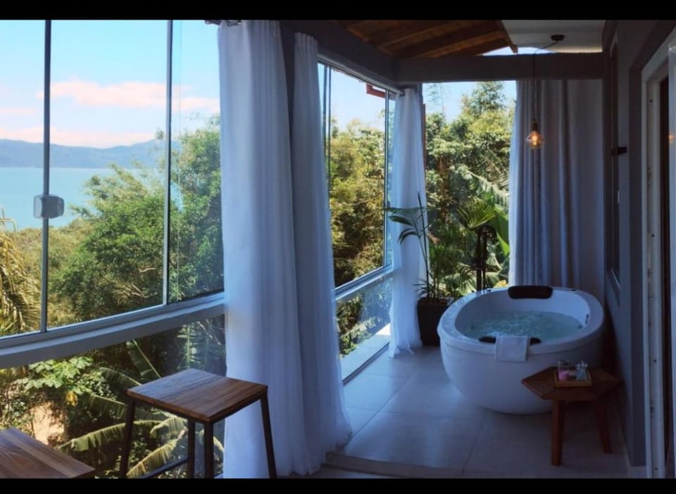 North Suíte Luxury tent in Florianopolis