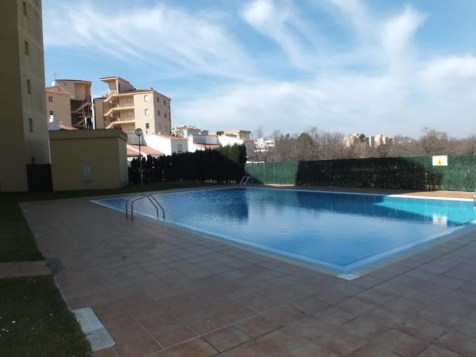 Apartamento en Roses para 6 pers con piscina y parking - ES-204-49 Apartment in Roses