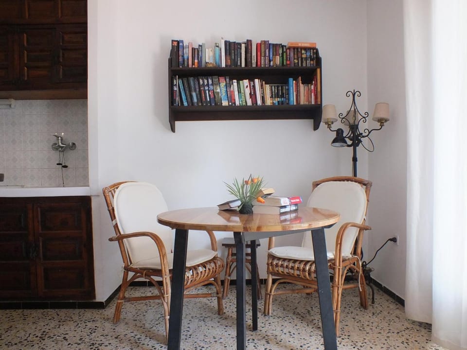 Apartamento Sirenas F2 para 2/3 personas cerca de la playa en Roses - ES-204-37 Apartment in Roses