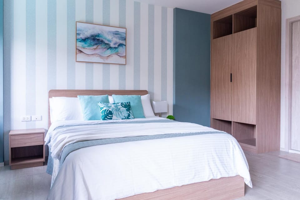 Bed, Bedroom, wardrobe