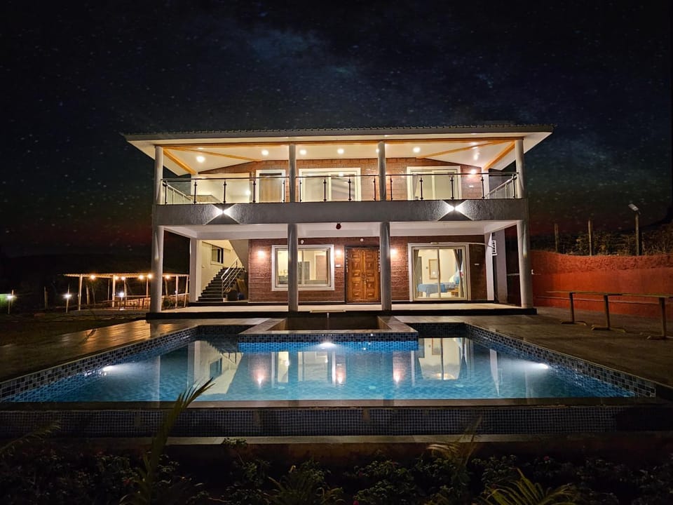 Property building, Night, Pool view, Swimming pool