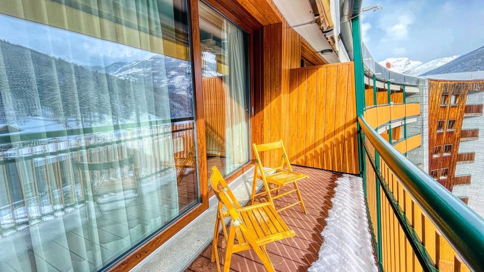 View (from property/room), Balcony/Terrace