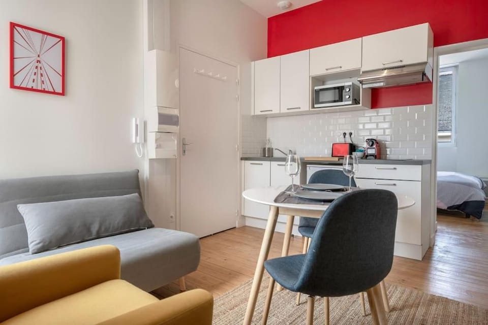 Aristide#2 - T2 calme et lumineux avec Terrasse Apartment in Saint-Nazaire