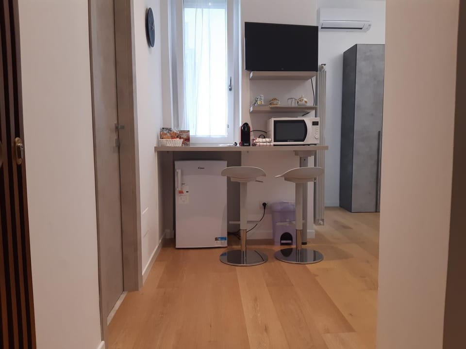 TV and multimedia, minibar, oven