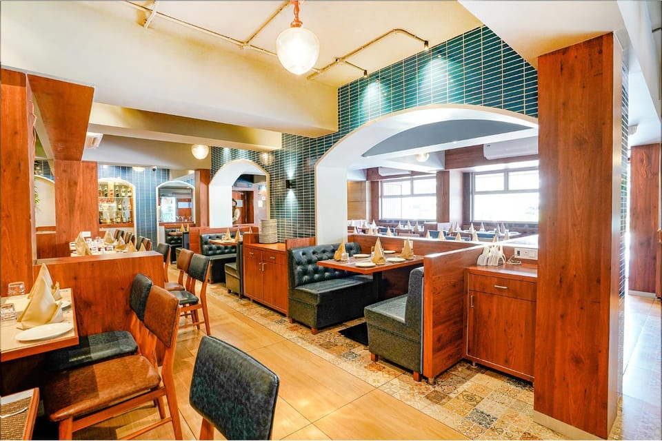 Restaurant/places to eat, Restaurant/places to eat, Breakfast