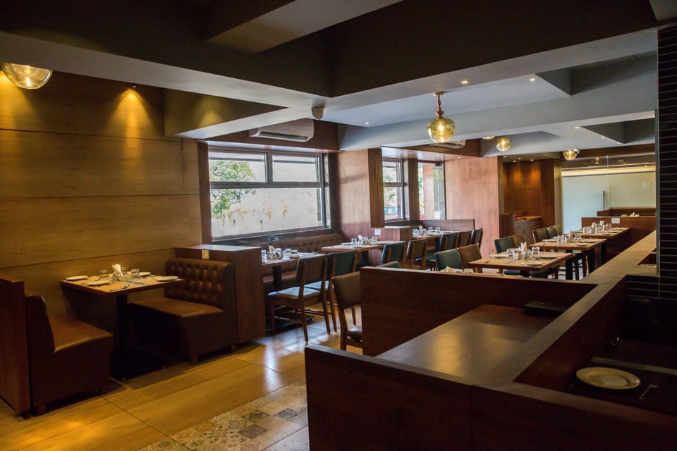 Restaurant/places to eat, Restaurant/places to eat