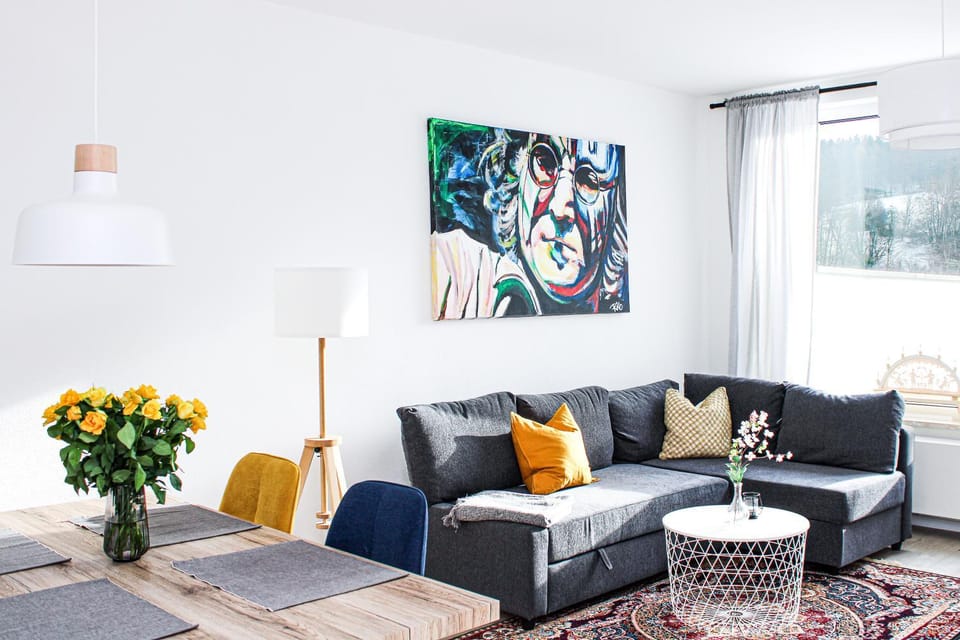 Living room, Decorative detail, Seating area
