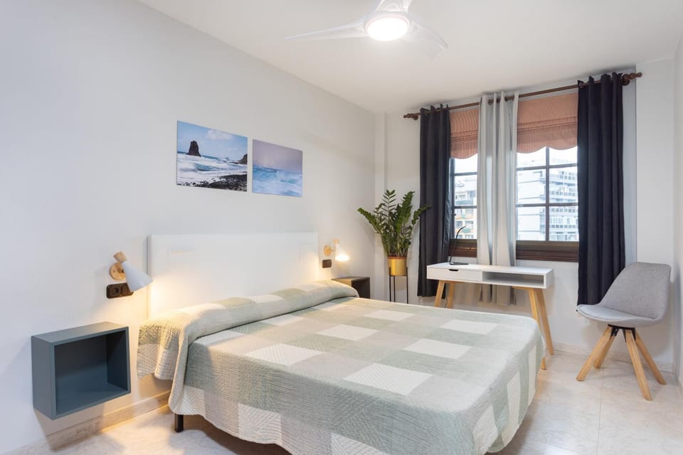 Home2Book Beachfront Canarian Style Balcony House Apartment in Puerto de la Cruz