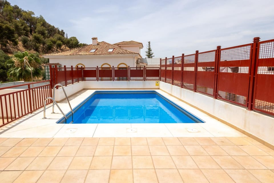 Solarium, Pool view, Swimming pool