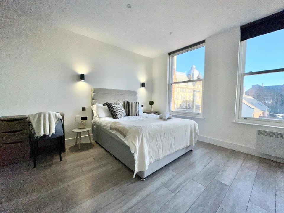 Sleek Stylish 1 Bedroom Leeds City Apartment Apartment in Leeds