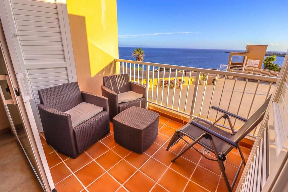 Patio, Natural landscape, View (from property/room), Balcony/Terrace, Sea view
