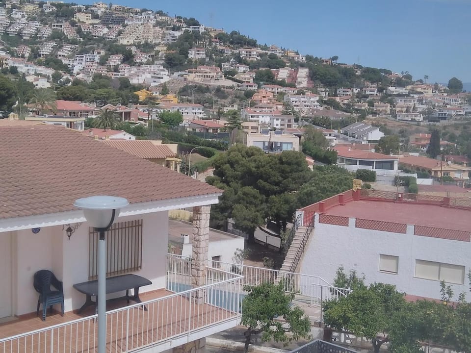 Property building, Neighbourhood, City view