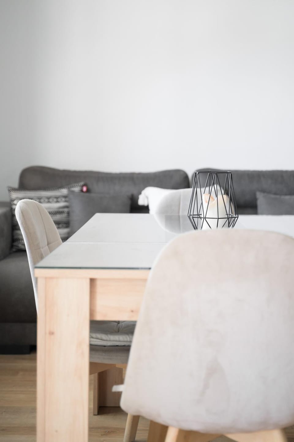 Seating area, Dining area