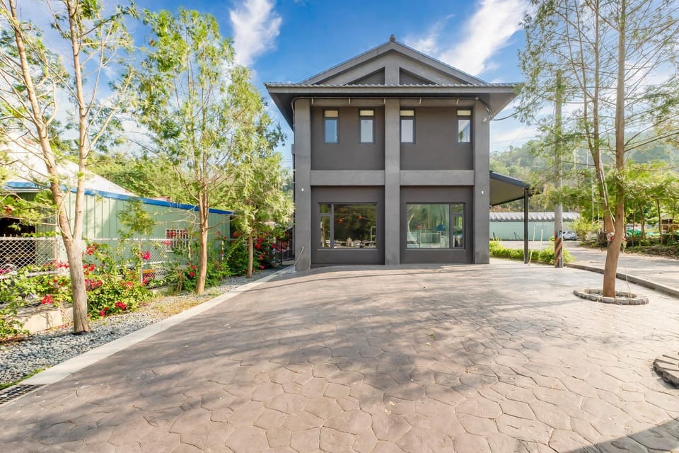 Property building, Natural landscape