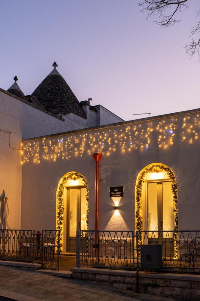 Dea Luxury casa vacanze- zona Chiesa a Trullo - House in Province of Taranto