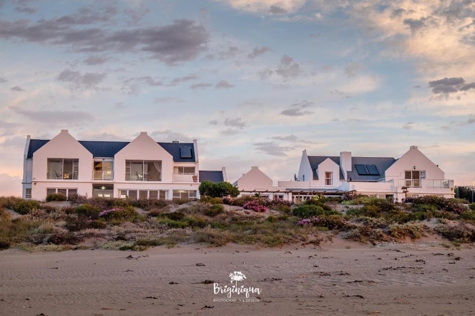 Property building, Beach, Sea view